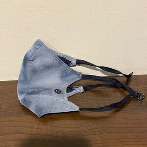 Lululemon mask